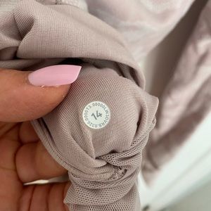 Lululemon Run Briskly 1/2 Zip